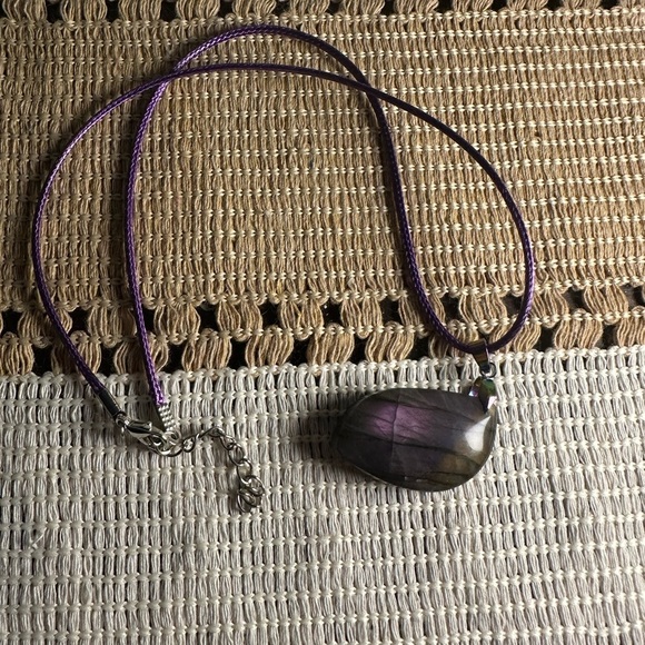 Dark Purple Flash Labradorite Pendant Necklace - Picture 5 of 8